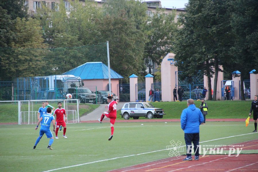 «Луки-Энергия»: Минимальное поражение от лидера (ФОТО)