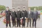 В День памяти и скорби сотрудники Северо-Западного теруправления Росрыболовства возложили цветы на мемориальном кладбище (фото)