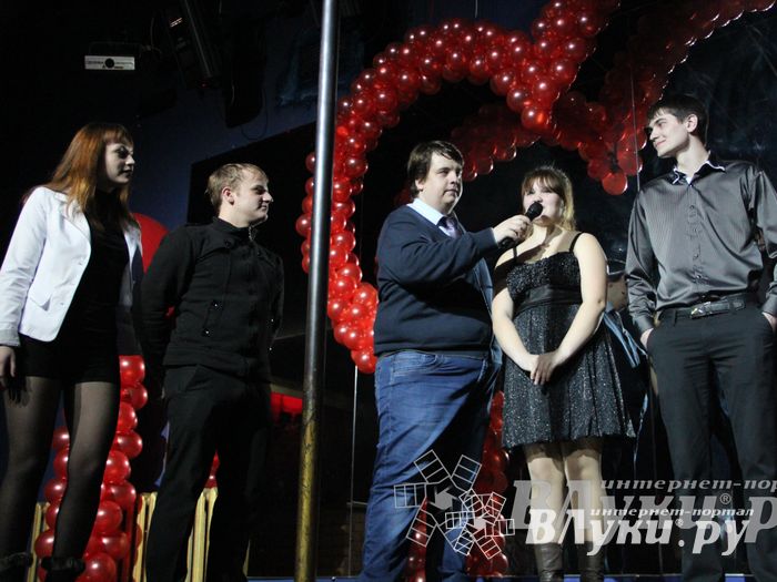 14 февраля в клубе «Хотэй» состоялось ежегодное шоу для влюбленных «Love Story»