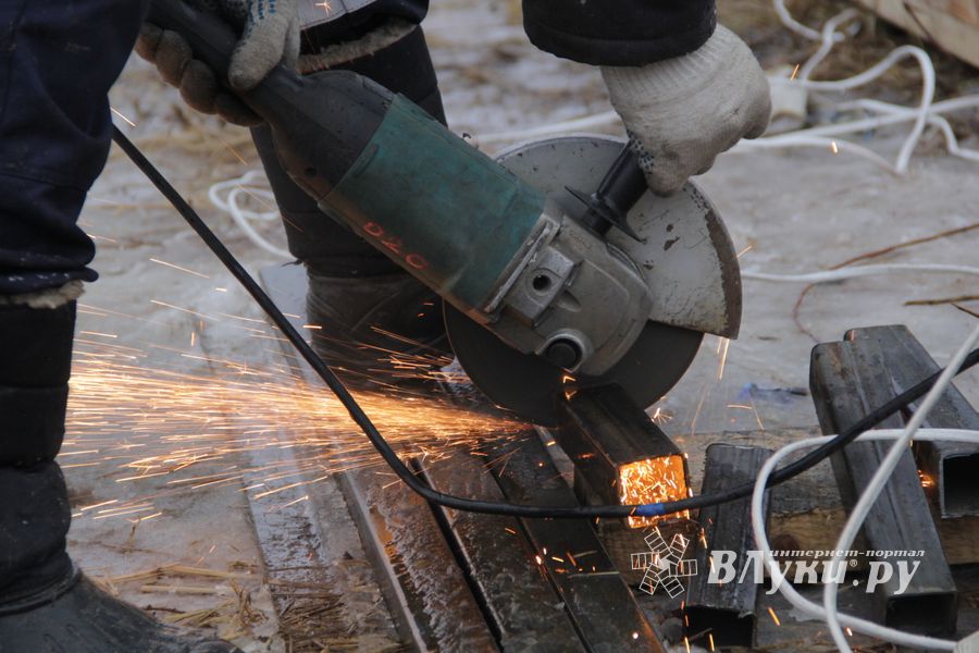  Началось строительство физкультурно-оздоровительного комплекса в Великих Луках (ФОТО)