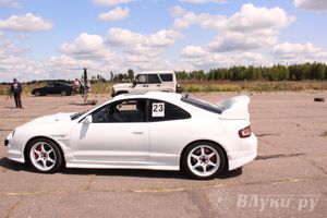 Под Великими Луками прошел второй этап Чемпионата по Drag Racing (фото)