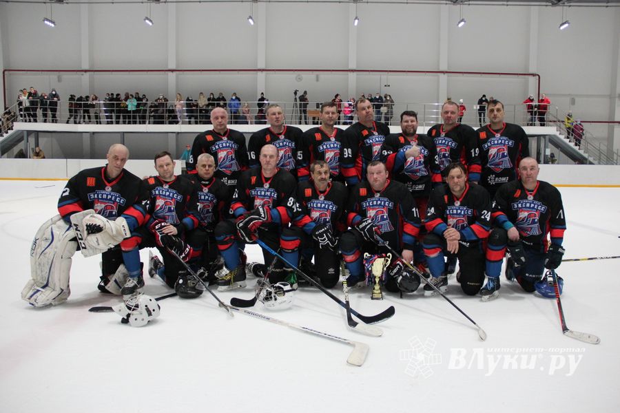 Великолучане уступили красногородцам поездку в Сочи (ФОТО)