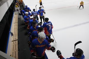 Великолукские хоккейные клубы провели матч в рамках чемпионата города (ФОТО)