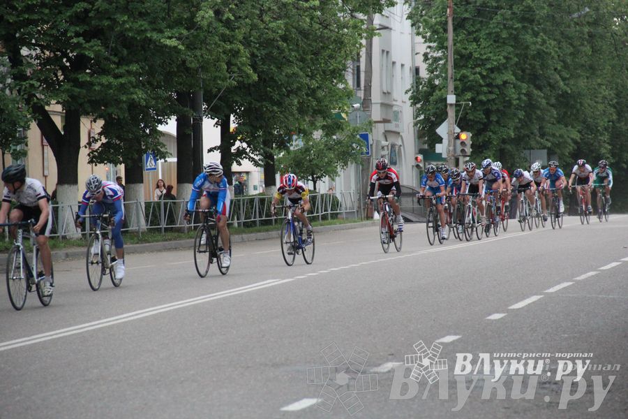 Гонка-критериум по велосипедному спорту