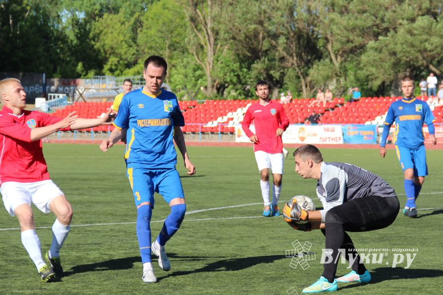 Матч ФК «Луки-Энергия» — «Фосфорит»