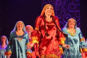  В ДК им. Ленина состоялся отчетный концерт студии восточного танца «Восточные сладости» (фото)