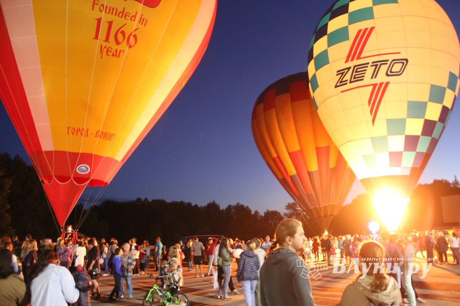 Огненные шоу состоялись над Ловатью (ФОТО)