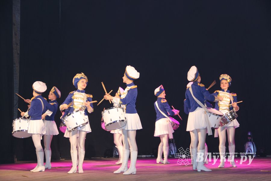 18 мая состоялся юбилейный концерт коллектива мажореток «Золотые погоны» (ФОТО)