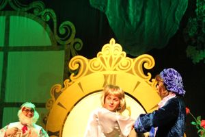 «Принцессу на горошине» и «Свинопаса» показал Великолукский драматический театр (фото)