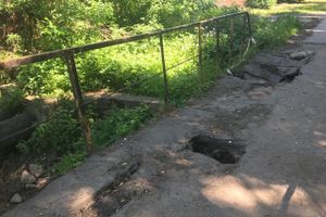 Великие Луки, смотрите под ноги! (ФОТО)