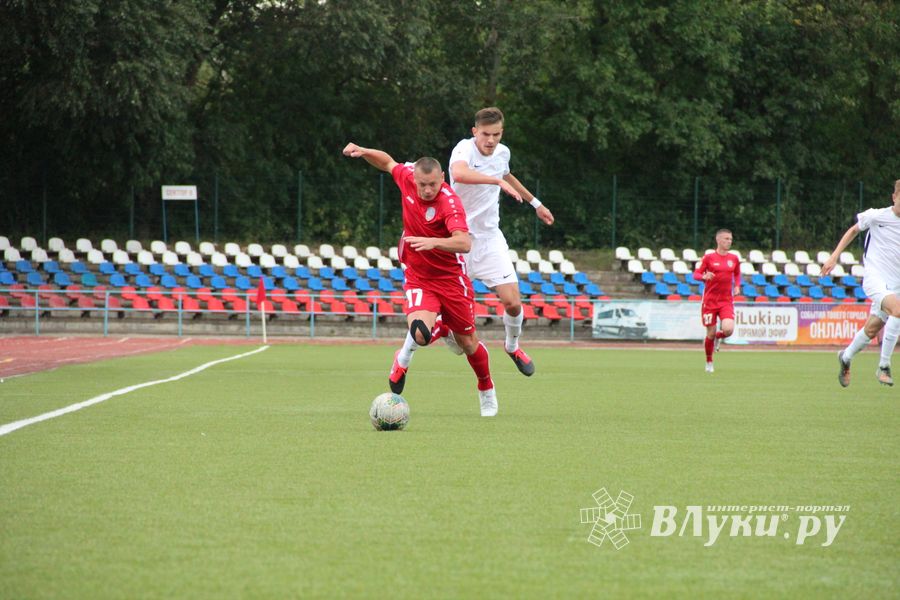 «Луки-Энергия» уступила дома «Твери» (ФОТО)