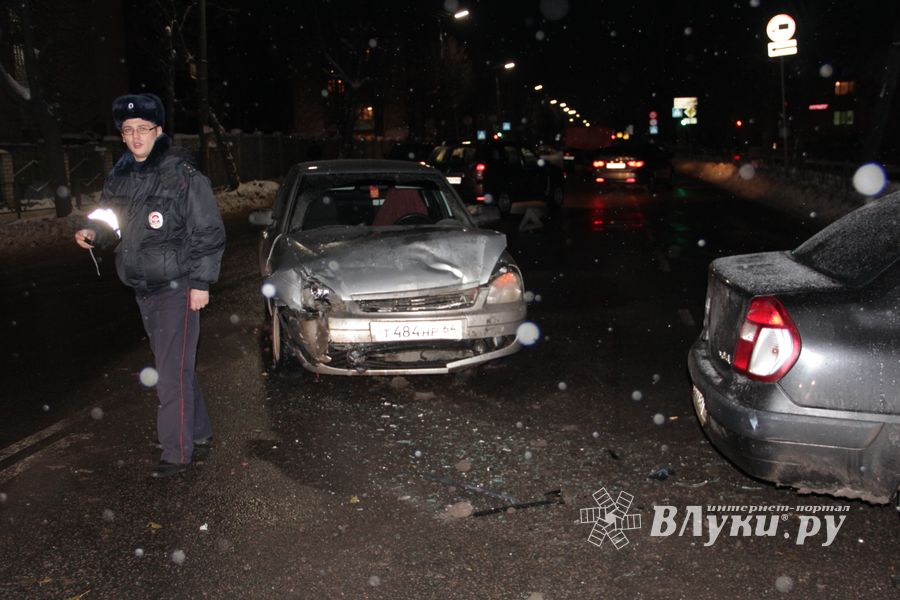 ДТП в Великих Луках — есть пострадавшие (ФОТО)