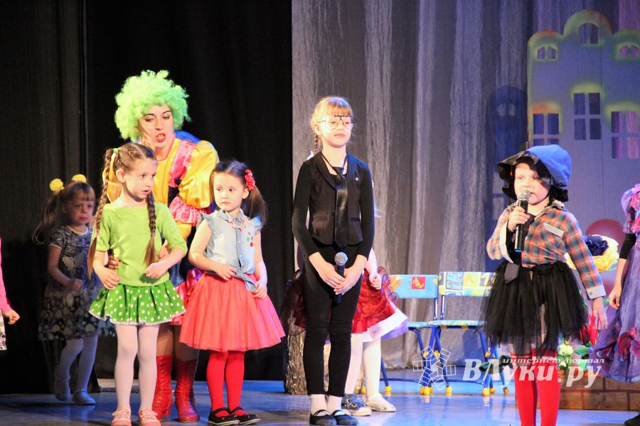 В ГДК им. Ленина состоялся концерт самых юных артистов (ФОТО)