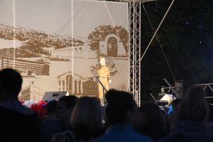 Праздничный салют в честь Дня Победы был дан в Великих Луках (ФОТО)