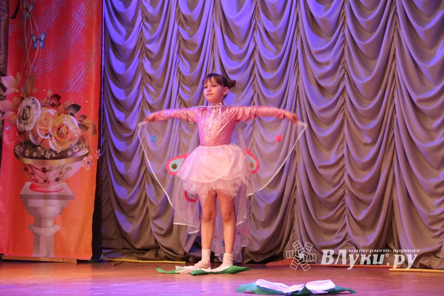 В Великих Луках прошёл «Танцевальный круговорот» для самых юных танцоров (ФОТО)