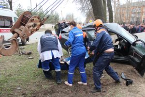 Молодого мужчину с места ДТП на пр-те Гагарина увезла скорая (ФОТО, ВИДЕО)