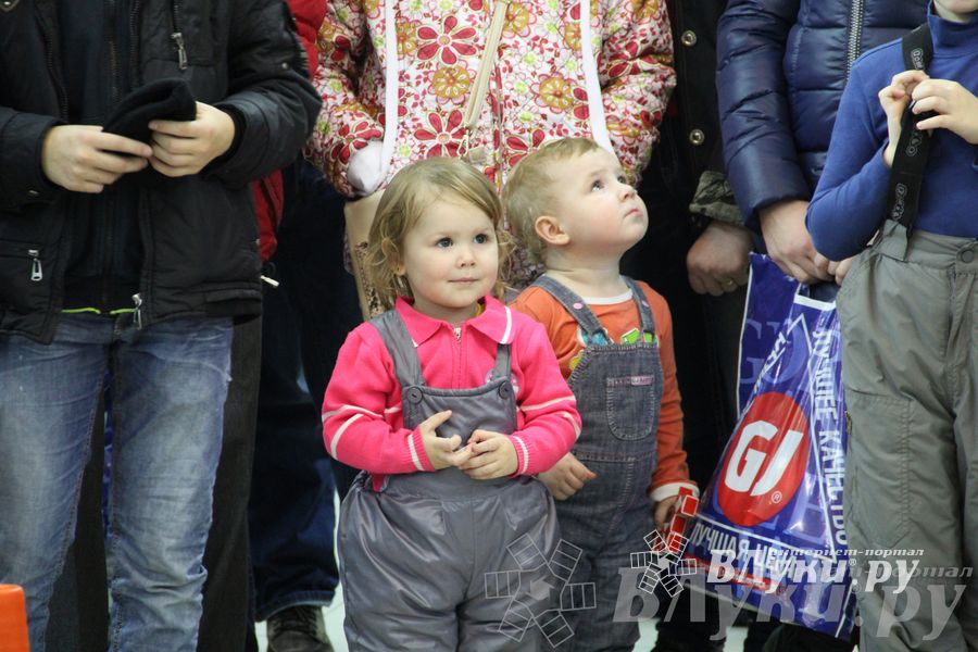 Ночь распродаж в ТЦ «Апельсин»