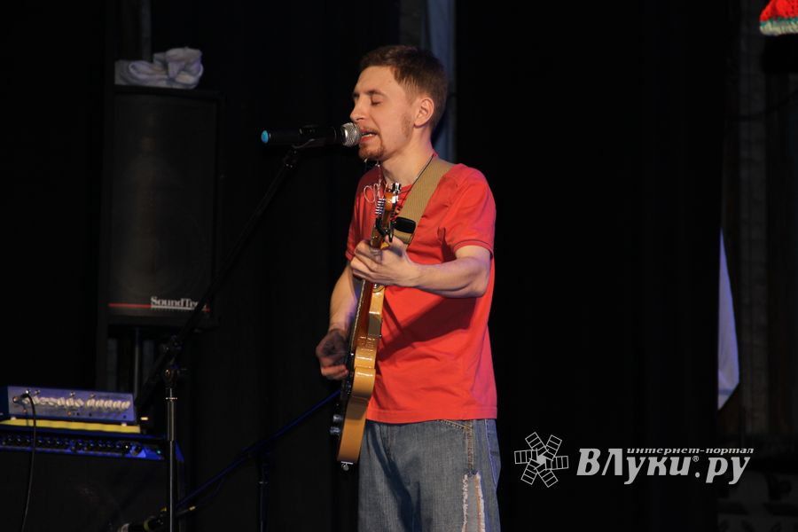 Большой сольный концерт «V.V. and Band» состоялся в Великих Луках