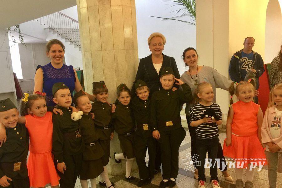 Юные артисты детского сада №26 покорили жюри Международного конкурса в Пушкинских горах (ФОТО)