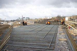  Работы по строительству путепровода в Великих Луках  идут по графику (ФОТО)