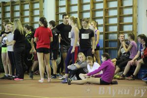 В Великих Луках прошли соревнования по легкой атлетике (фото)