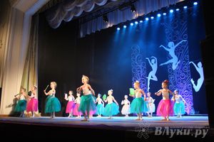 В доме культуры имени Ленина прошел концерт, посвященный Международному дню танца (фото)