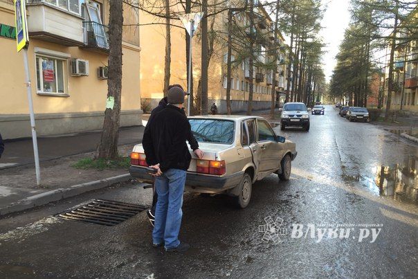 В Великих Луках произошло ДТП