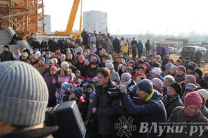 У храма святителя Тихона теперь есть освященные кресты