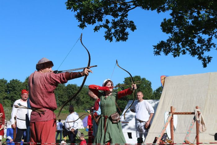 Из варяг в греки (0+)