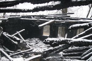 Неправильная эксплуатация печного отопления стало причиной двух пожаров (фото)