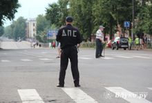 В Великих Луках из-за ярмарки ограничат движение и стоянку транспорта