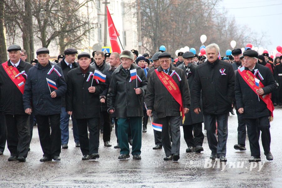 В Великих Луках отметили День народного единства (ФОТО)