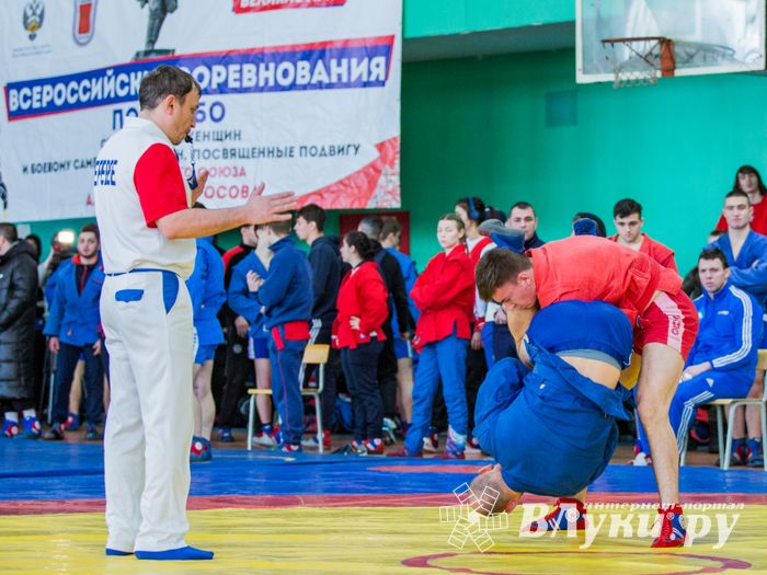 Фото: Александр Воробьев Великолучане завоевали награды Всероссийских соревнований по самбо