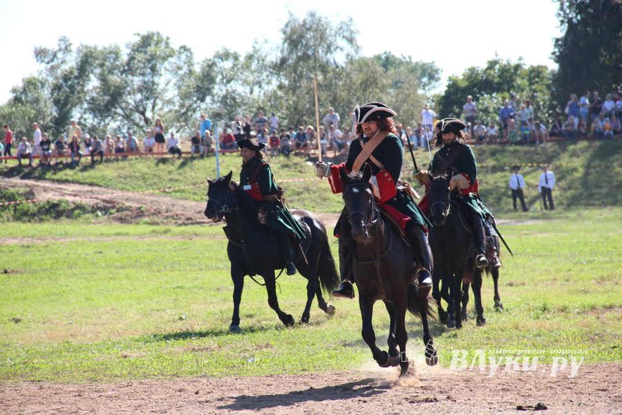 Великолукская Крепость соединила прошлое и настоящее (ФОТО)