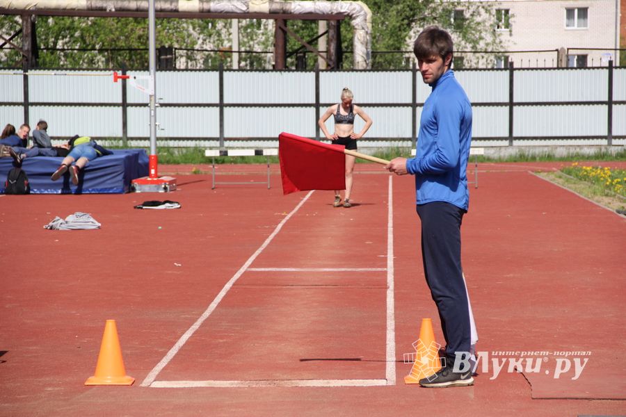 Великие Луки принимают чемпионат области по легкой атлетике (ФОТО)