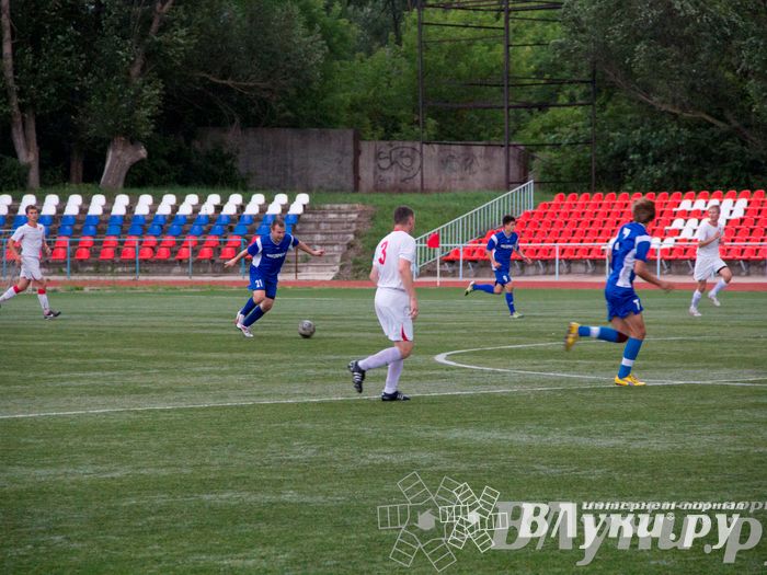 Футбольный матч «Экспресс-2» — «КПРФ»