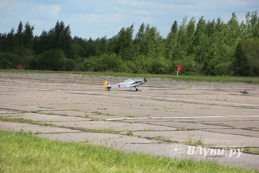 Фестиваль авиамодельного спорта России прошел в Великих Луках (ФОТО)