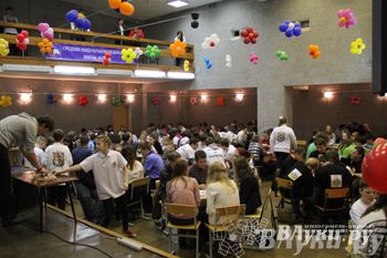 В Великих Луках завершился 13-й Фестиваль интеллектуальных игр «Встречи на Ловати» (фото)