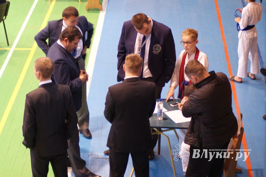 В Великих Луках прошли соревнования по каратэ (ФОТО)