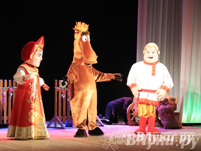 Состоялась премьера спектакля «Однажды в сказке...» (фото)