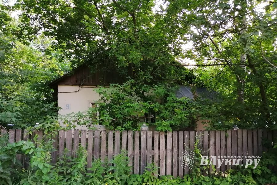 Жильцы дома на Вокзальной жалуются на бездействие властей (ФОТО)