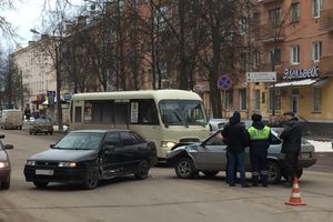 В Великих Луках произошло ДТП