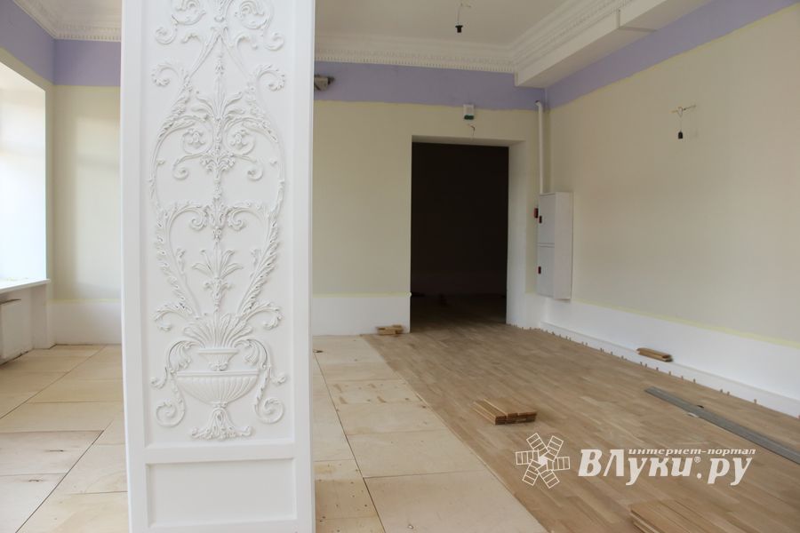 Обновлённый интерьер Великолукского драмтеатра - всё что удалось увидеть (ФОТО)