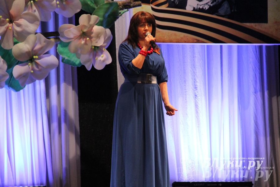 Праздничный вечер, посвященный 70-летию Победы в Великой Отечественной войне 1941-1945 годов прошел в Великих Луках (фото)