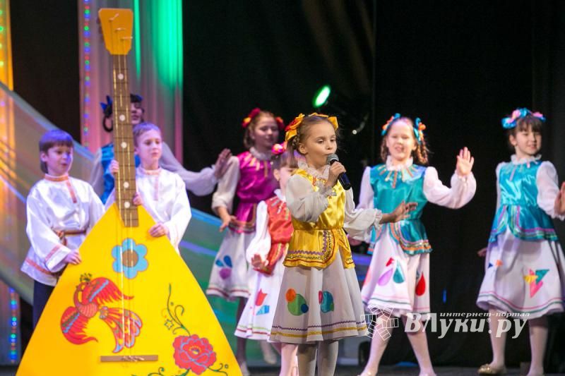 Театр детской песни «Летний дождь» отмечает юбилей (фото)