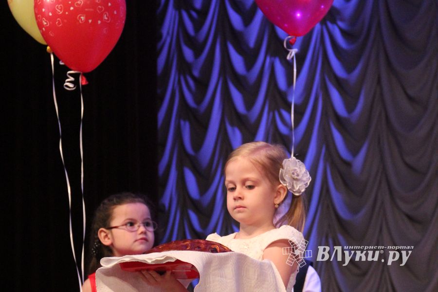 «Великолукская Веснянка»: детские сады 