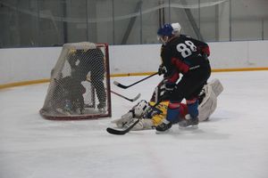 «Экспресс» с разгромным счетом обыграл «Родину» (ФОТО)