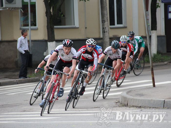 Гонка-критериум по велосипедному спорту
