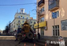 ФОТОФАКТ: Фасадные работы в Великих Луках