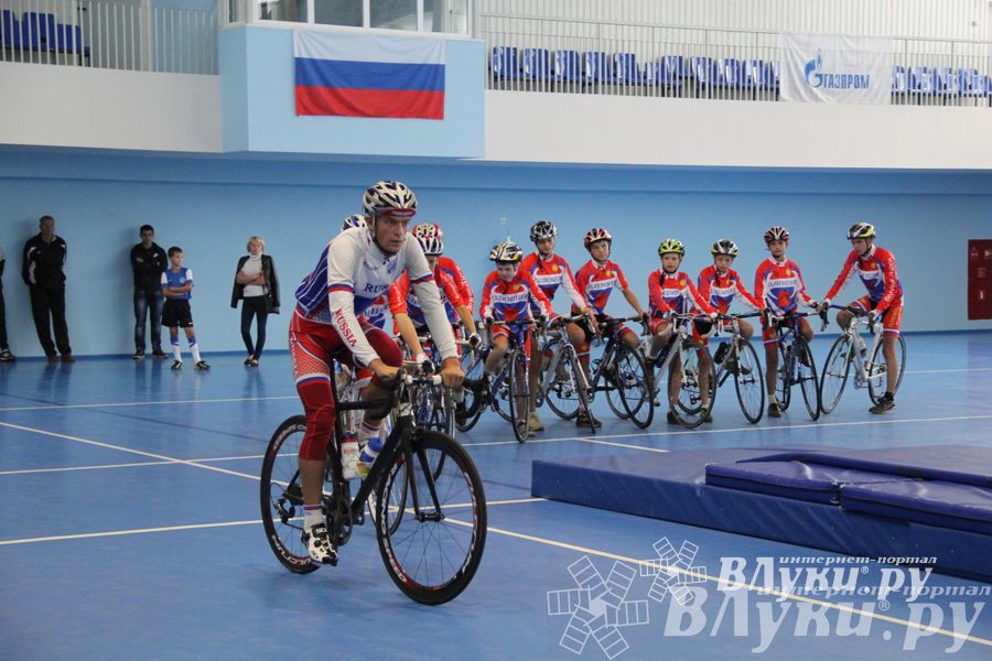 Открытие спортивно-оздоровительный комплекс «Стрелец» (фото)